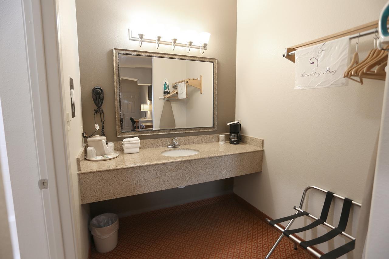 Executive Inn & Suites - Jewett מראה חיצוני תמונה